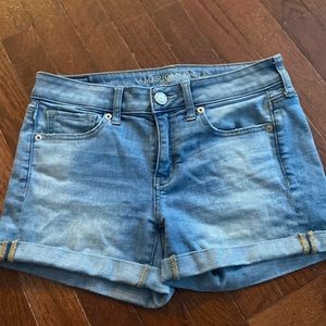 Mid Rise American Eagle Midi Faded Jean Shorts